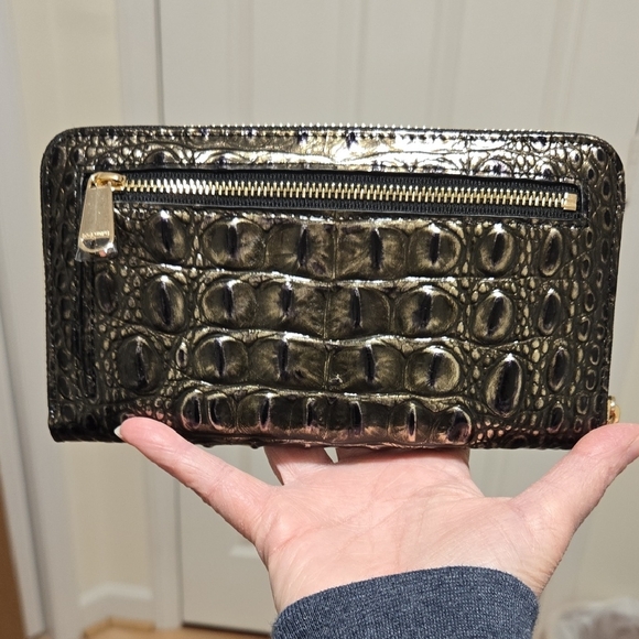Brahmin Suri Wallet in Onyx Melbourne. NWT. - Picture 3 of 16